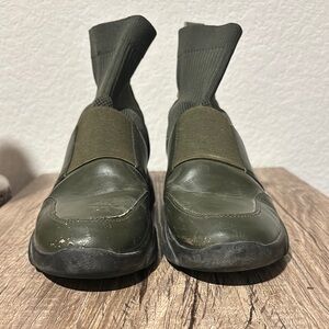 Kiss Moon Women’s Green Slip-On Shoes